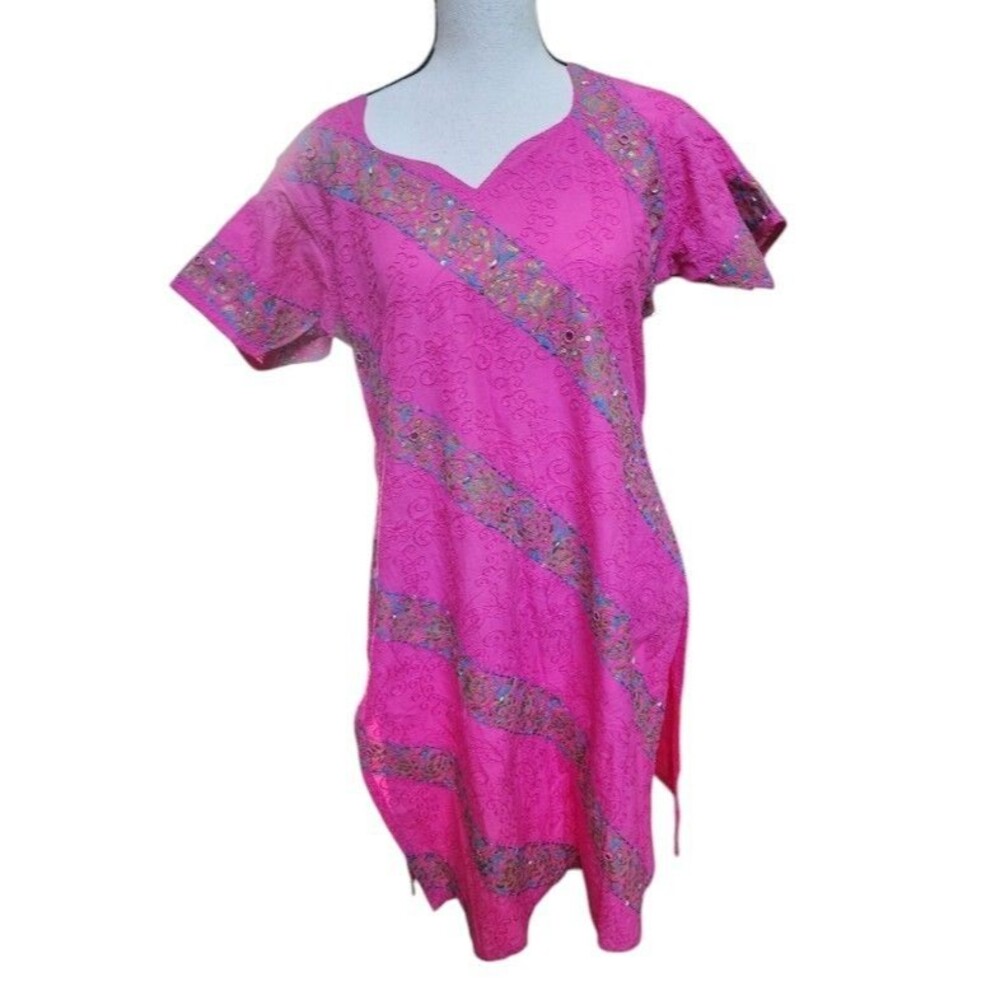Shanti Embellished Kurti Size Small Pink Embroidered Boho Ethnic